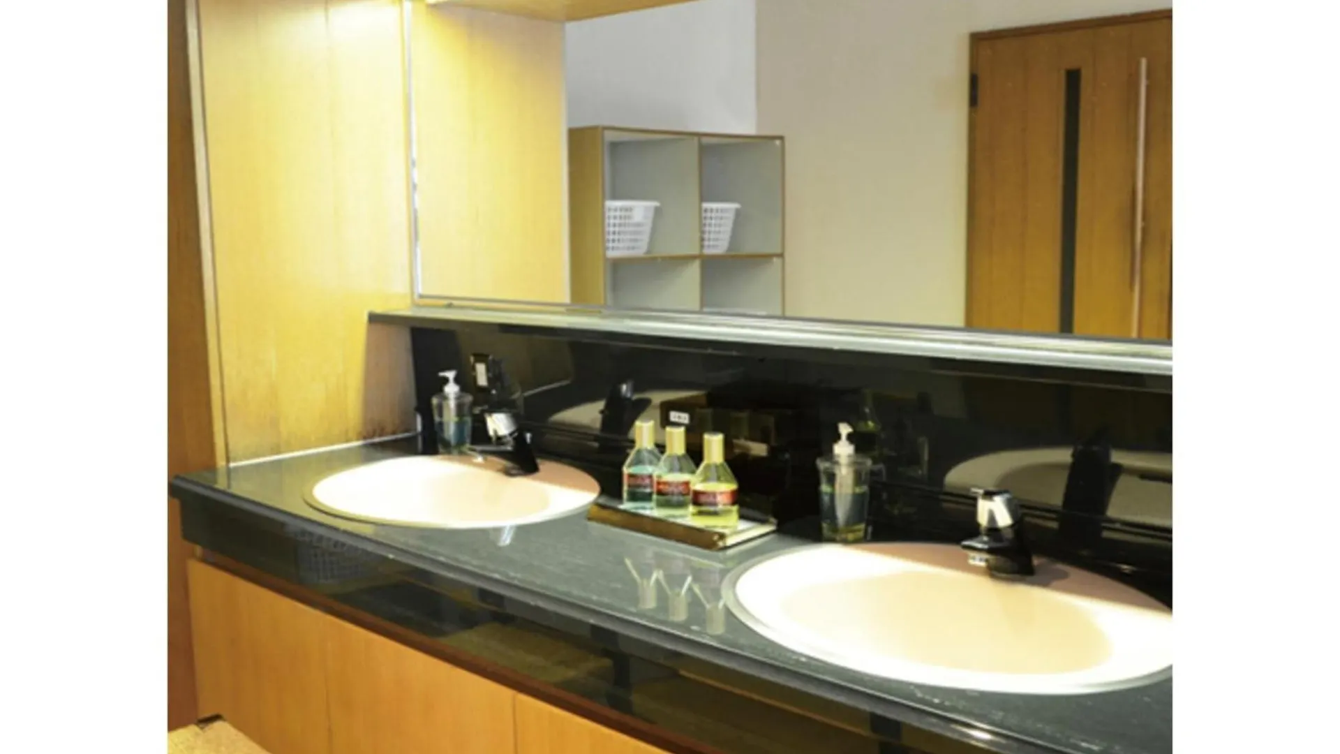 Hotel Areaone Chitose - Vacation Stay 99100V 0*, צ'יטוסה